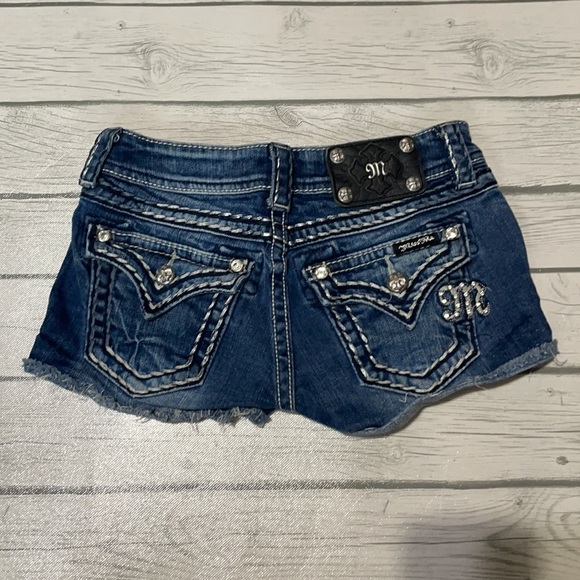 Miss me shorts - Picture 2 of 2